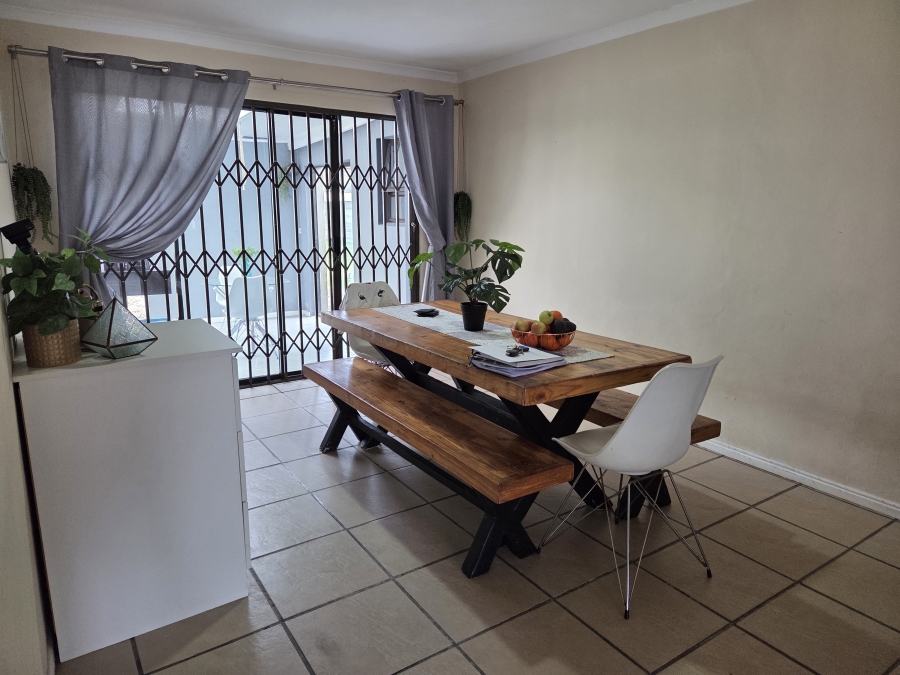 3 Bedroom Property for Sale in Windsor Park Western Cape